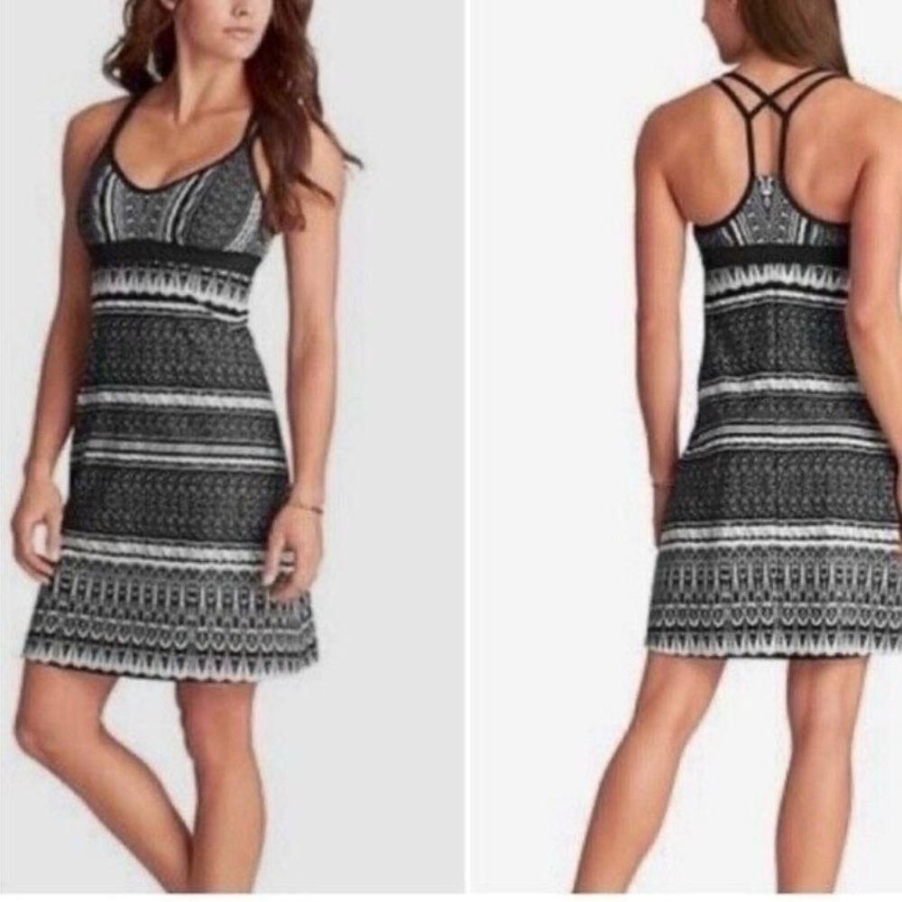 ATHLETA SIZE SMALL SWIM DRESS BLACK WHITE